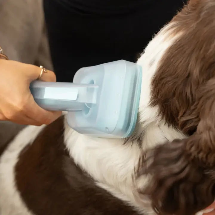 HQpet™ 6 in 1 Vacuum Groomer