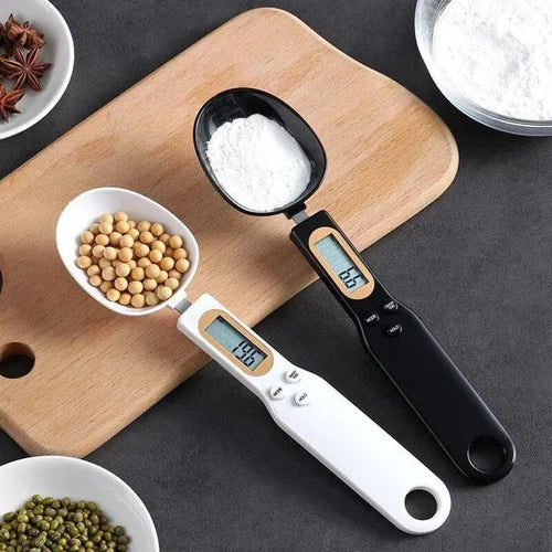 Multipurpose electronic measuring spoon